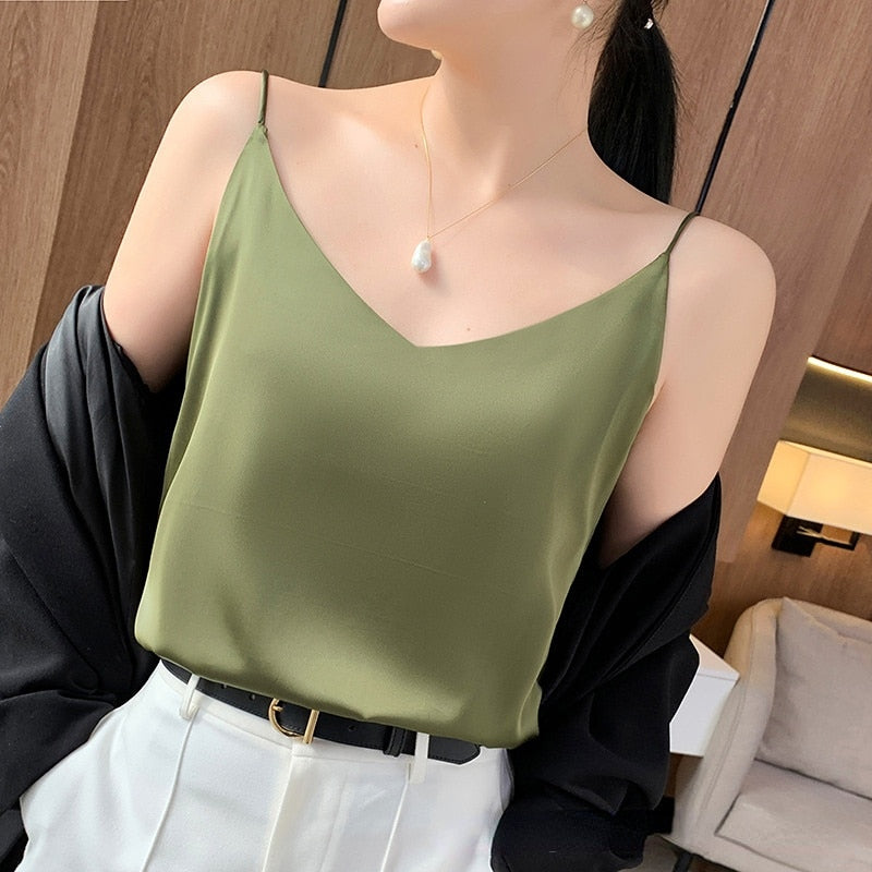 Nelli | Top